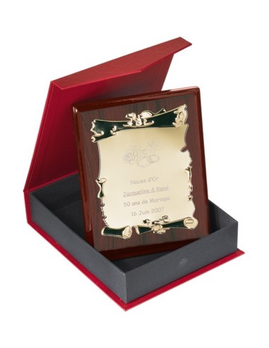 Plaque Personnalisabe en Métal doré : livrée dans un écrin cartonné, fermeture aimantée.&nbsp;Fintion brillant et mat. Dimension : 25 x 30 cm